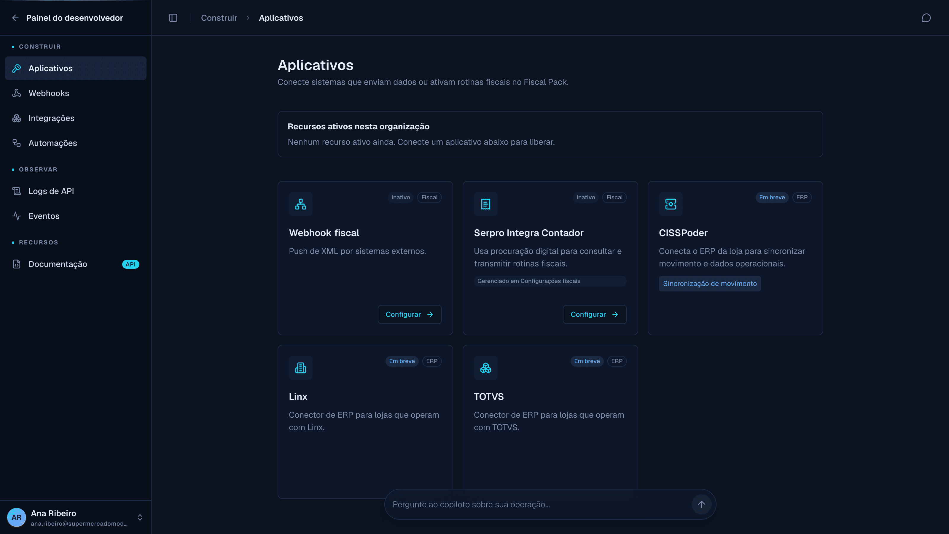 Painel do desenvolvedor com a lista lateral de Aplicativos, Webhooks, Integrações, Automações, Logs de API, Eventos e Documentação
